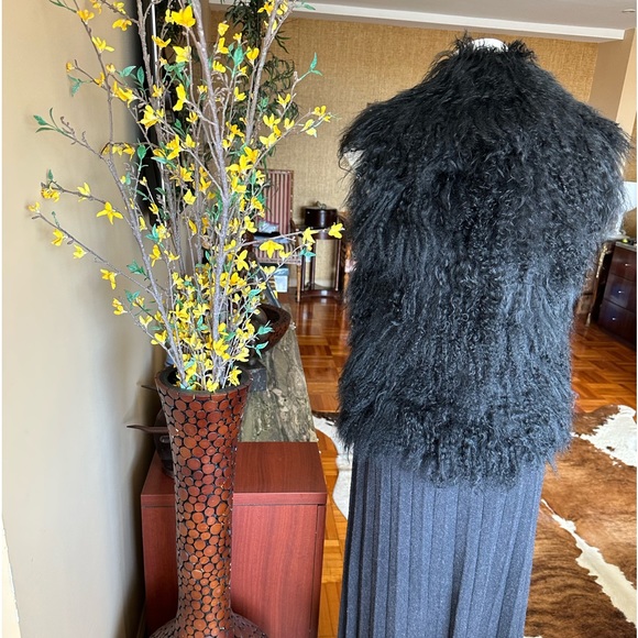 SOLDNew MICHAEL Michael KORS 100% Real Mongolian Shaggy Curly Lamb fur VEST .s S - Picture 6 of 13